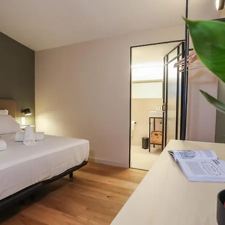 Hotell Mythic 3*