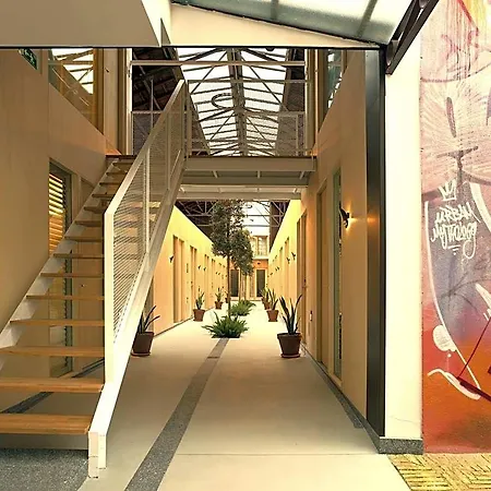 Hotel Mythic 3*