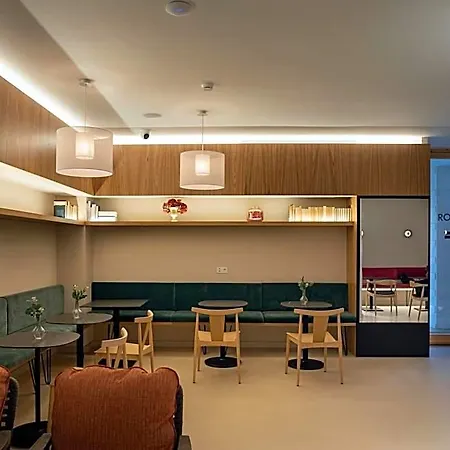 Mythic Hotel 3*