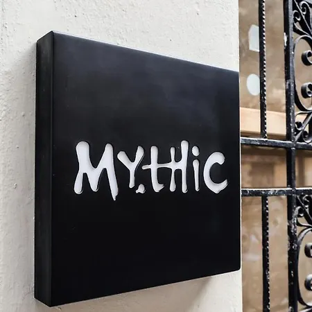 Mythic Hotel 3*