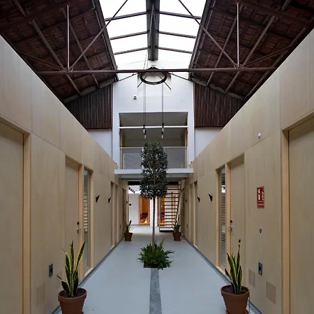 Hotel Mythic *
