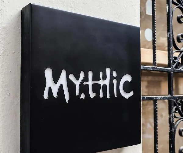 Mythic Отель 3*